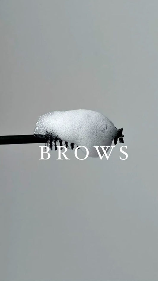 Eyebrow waxing for perfectly shaped brows in Spring, TX